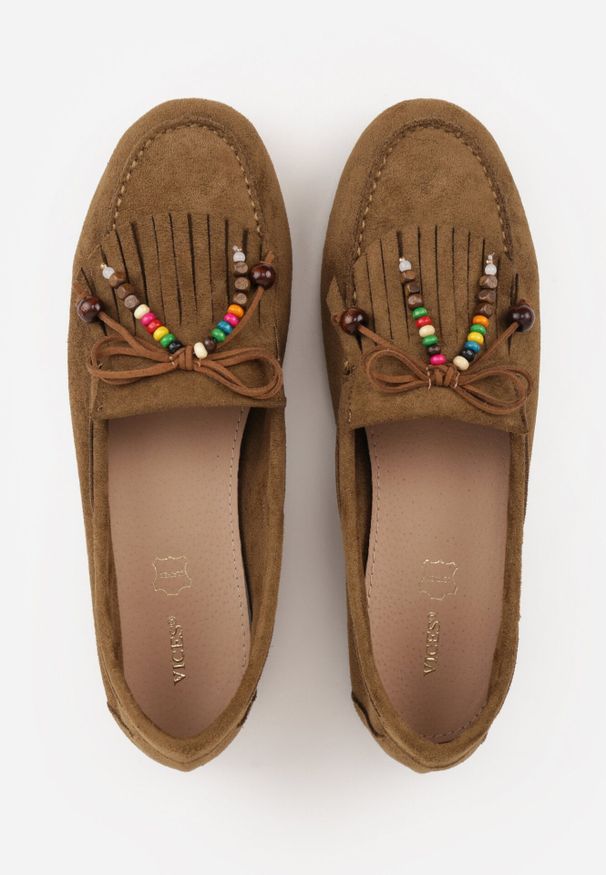 Born2be - Ciemnobeżowe Mokasyny VICES z Wkładką ze Skóry Naturalnej i Ozdobnymi Koralikami Neni. Okazja: na co dzień. Kolor: beżowy. Materiał: skóra. Styl: elegancki, klasyczny, casual