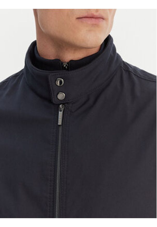 Bugatti Kurtka przejściowa 171100-11041 Granatowy Regular Fit. Kolor: niebieski. Materiał: syntetyk