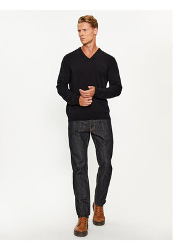 United Colors of Benetton - United Colors Of Benetton Sweter 1002U4407 Czarny Regular Fit. Kolor: czarny. Materiał: wełna