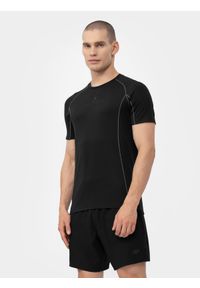 4f - Koszulka do biegania szybkoschnąca męska. Kolor: czarny. Materiał: włókno, dzianina, materiał. Sport: fitness