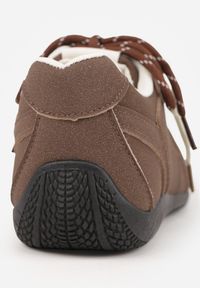Renee - Brązowe Sneakersy z Podwójnym Sznurowaniem i Geometrycznymi Wstawkami Adrearah. Okazja: na co dzień. Kolor: brązowy. Wzór: geometria #6