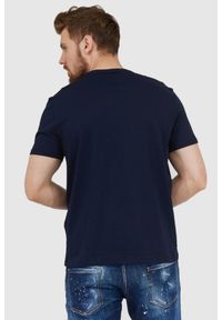 Armani Exchange - ARMANI EXCHANGE Granatowy t-shirt męski z wyszywanym logo. Kolor: niebieski. Materiał: prążkowany