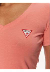 Guess T-Shirt W2YI45 J1314 Koralowy Slim Fit. Kolor: pomarańczowy. Materiał: bawełna