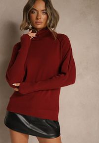 Renee - Bordowy Golf z Domieszką Kaszmiru o Prostym Kroju Zoirsova. Okazja: na co dzień. Typ kołnierza: golf. Kolor: czerwony. Materiał: kaszmir. Długość rękawa: długi rękaw. Długość: długie. Styl: elegancki, casual