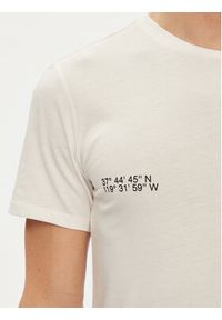 The North Face T-Shirt Foundation Coordinates NF0A882Z Écru Regular Fit. Materiał: syntetyk, bawełna #7