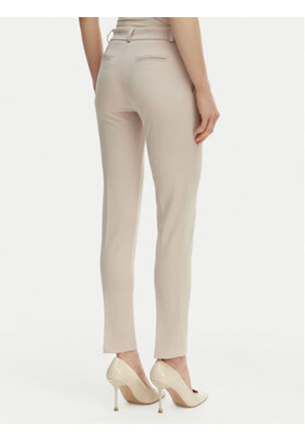 Rinascimento Spodnie materiałowe CFC0127865003 Beżowy Slim Fit. Kolor: beżowy. Materiał: syntetyk