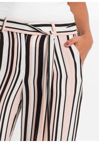 Spodnie 7/8, szerokie nogawki bonprix różowo-czarno-biel wełny w paski. Kolor: różowy. Materiał: wełna. Wzór: paski #5