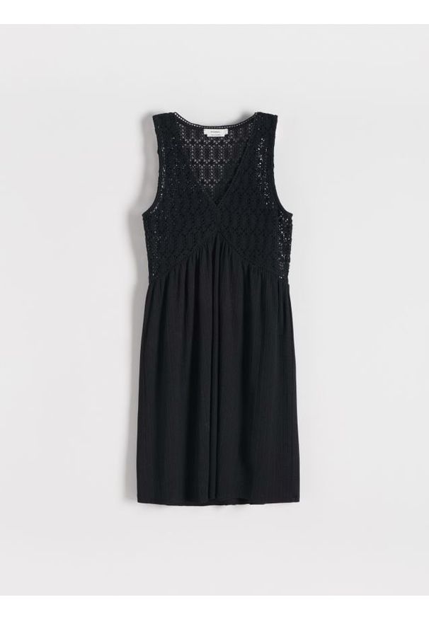 Reserved - Sukienka mini z koronką - czarny. Kolor: czarny. Materiał: koronka. Wzór: koronka. Długość: mini
