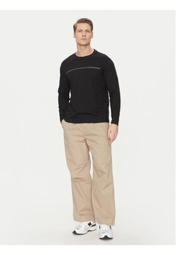Jack & Jones - Jack&Jones Longsleeve Fusion 12273134 Czarny Regular Fit. Kolor: czarny. Materiał: syntetyk, bawełna. Długość rękawa: długi rękaw