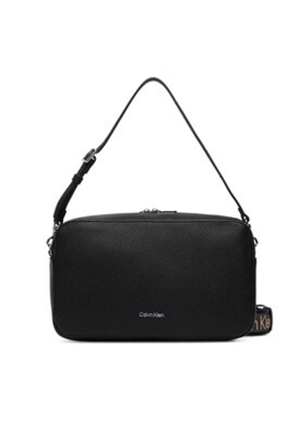 Calvin Klein Torebka Webbing 2X Strap Lg Camera Bag LV04F3642G Czarny. Kolor: czarny. Materiał: skórzane