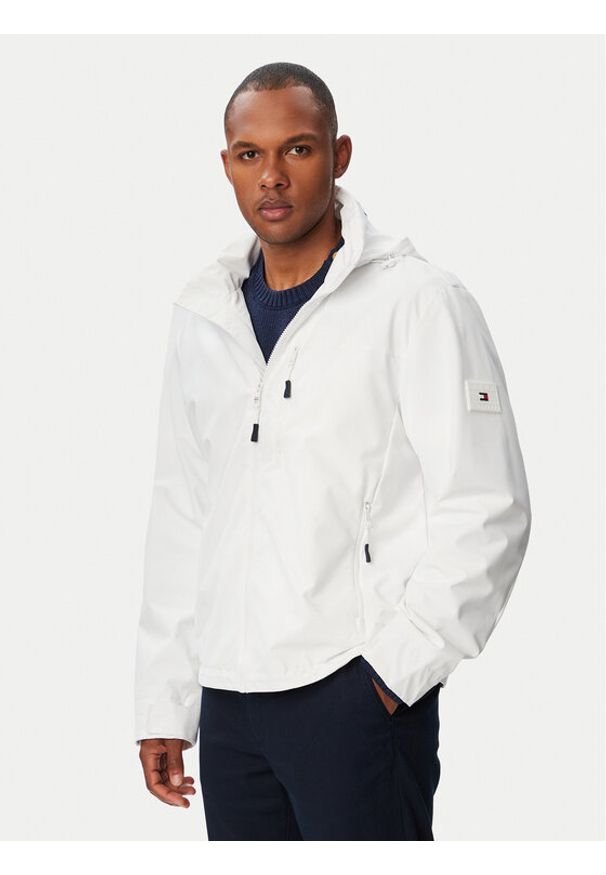 TOMMY HILFIGER - Tommy Hilfiger Kurtka przejściowa MW0MW44299 Biały Regular Fit. Kolor: biały. Materiał: syntetyk
