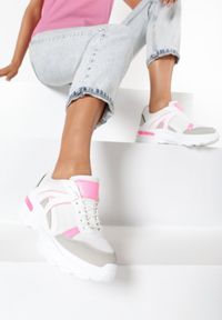 Born2be - Biało-Różowe Sneakersy Molmellia. Wysokość cholewki: przed kostkę. Kolor: biały. Materiał: materiał. Szerokość cholewki: normalna. Wzór: aplikacja #1