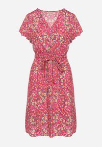 Born2be - Różowa Wiskozowa Kopertowa Sukienka Wiązana Materiałowym Sznurkiem z Gumką w Talii Zanlea. Typ kołnierza: dekolt w kształcie V. Kolor: różowy. Materiał: wiskoza, materiał. Długość rękawa: krótki rękaw. Sezon: lato. Typ sukienki: kopertowe #4