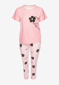 Born2be - Różowy Komplet Piżamowy z Motywem Kwiatowym Spodnie i T-shirt Milossa. Kolekcja: plus size. Kolor: różowy. Długość: krótkie. Wzór: kwiaty