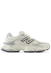 Buty New Balance U9060ZGF - białe. Kolor: biały. Materiał: guma, skóra, syntetyk, materiał. Szerokość cholewki: normalna. Sport: turystyka piesza