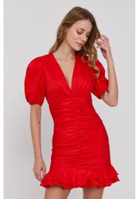 BARDOT - Bardot - Sukienka. Okazja: na co dzień. Kolor: czerwony. Materiał: tkanina. Długość rękawa: krótki rękaw. Typ sukienki: proste. Styl: casual. Długość: mini #3