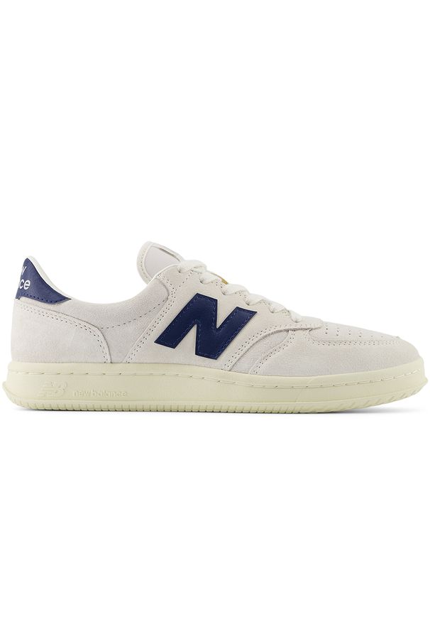 Buty unisex New Balance CT500CF – beżowe. Kolor: beżowy. Materiał: skóra, nubuk, zamsz, guma. Szerokość cholewki: normalna. Sport: tenis