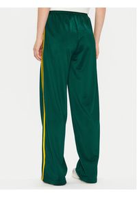 Adidas - adidas Spodnie dresowe adicolor Classic Firebird JP2314 Zielony Loose Fit. Kolor: zielony. Materiał: syntetyk