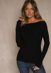 Renee - Czarna Wiskozowa Bluzka Longsleeve z Dekoltem Typu Łódka Zaide. Kolor: czarny. Materiał: wiskoza. Długość rękawa: długi rękaw. Styl: sportowy #4