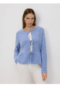Reserved - Sweter z wiązaniami - jasnoniebieski. Kolor: niebieski. Materiał: wełna, dzianina #1