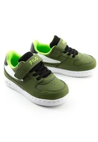 Buty do chodzenia dziecięce Fila Fxventuno Velcro. Kolor: zielony. Sport: turystyka piesza #1