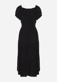 Born2be - Czarna Sukienka o Rozkloszowanym Kroju z Dekoltem Typu Łódka Miranea. Okazja: na co dzień. Kolor: czarny. Materiał: jeans. Typ sukienki: proste, rozkloszowane. Styl: casual, klasyczny #7