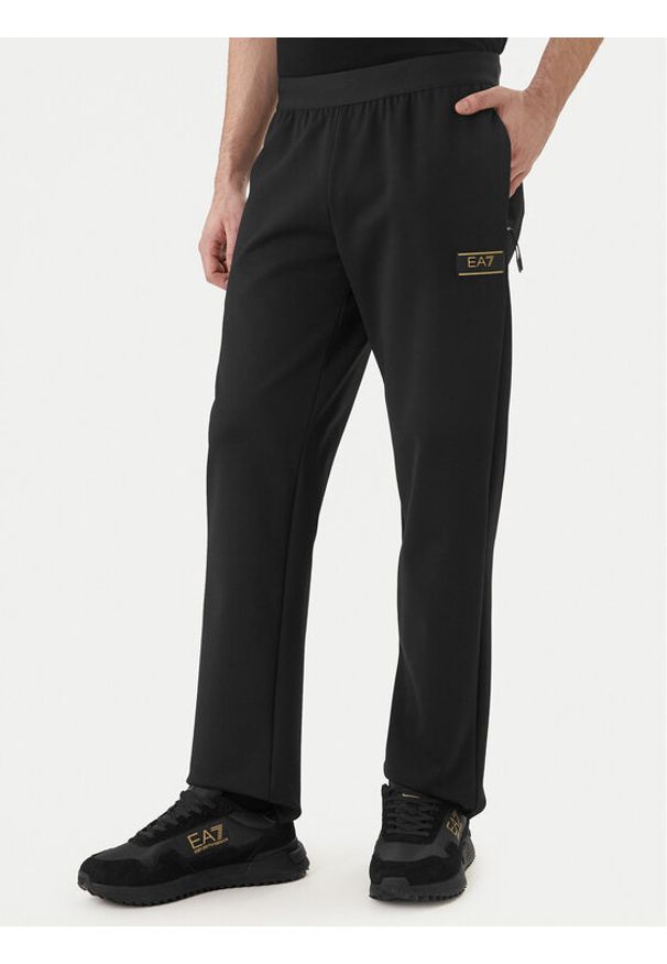 EA7 Emporio Armani Spodnie dresowe 7M001336 AF16658 UC001 Czarny Regular Fit. Kolor: czarny. Materiał: syntetyk