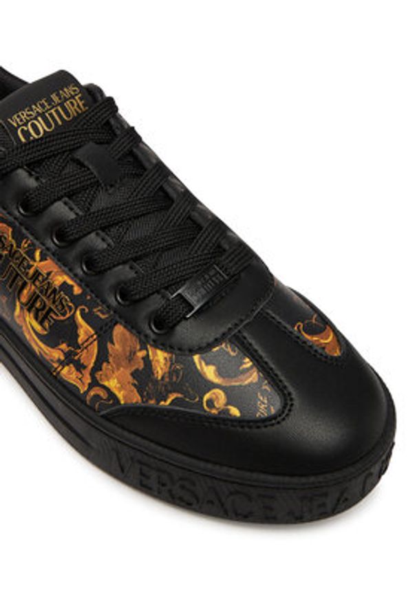 Versace Jeans Couture Sneakersy 79YA3SK6 Czarny. Kolor: czarny. Materiał: skóra