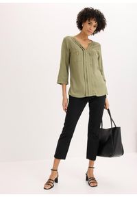 bonprix - Bluzka tunikowa z lejącej wiskozy. Kolor: zielony. Materiał: wiskoza. Styl: elegancki #3