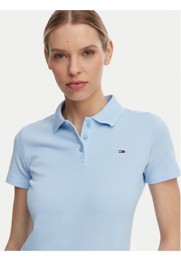 Tommy Jeans Polo Essential DW0DW20160 Niebieski jasny Slim Fit. Typ kołnierza: polo. Kolor: niebieski. Materiał: bawełna