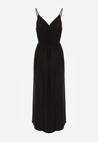 Born2be - Czarna Sukienka z Wiskozy Amanita. Okazja: na co dzień. Kolor: czarny. Wzór: jednolity, kolorowy. Typ sukienki: kopertowe. Materiał: wiskoza. Długość rękawa: na ramiączkach. Sezon: lato. Styl: casual. Długość: maxi #8