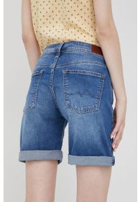 Pepe Jeans szorty jeansowe POPPY damskie kolor granatowy gładkie medium waist. Okazja: na co dzień. Kolor: niebieski. Materiał: denim. Wzór: gładki. Styl: casual #4