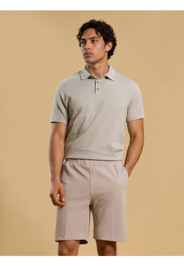 Sinsay - Szorty slim - beżowy. Kolor: beżowy