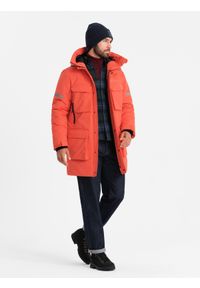 Ombre Clothing - Długa ocieplana kurtka męska z odblaskowymi elementami – pomarańczowa V1 - Rozmiar: XL. Typ kołnierza: kołnierzyk stójkowy, kaptur. Kolor: pomarańczowy. Materiał: guma, syntetyk, poliester, materiał. Długość: długie. Wzór: aplikacja, nadruk #3