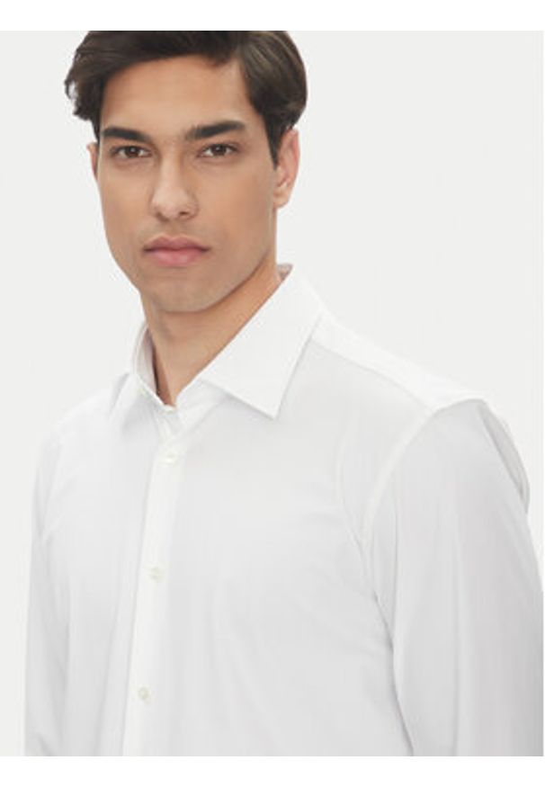 BOSS Koszula P-Hank 50539391 Biały Slim Fit. Kolor: biały. Materiał: syntetyk
