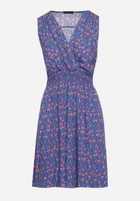 Born2be - Granatowa Wiskozowa Sukienka w Kwiaty z Gumką w Talii i Kopertowym Dekoltem Halevia. Okazja: na imprezę. Kolor: niebieski. Materiał: wiskoza. Wzór: kwiaty. Sezon: lato. Typ sukienki: kopertowe. Styl: elegancki #3