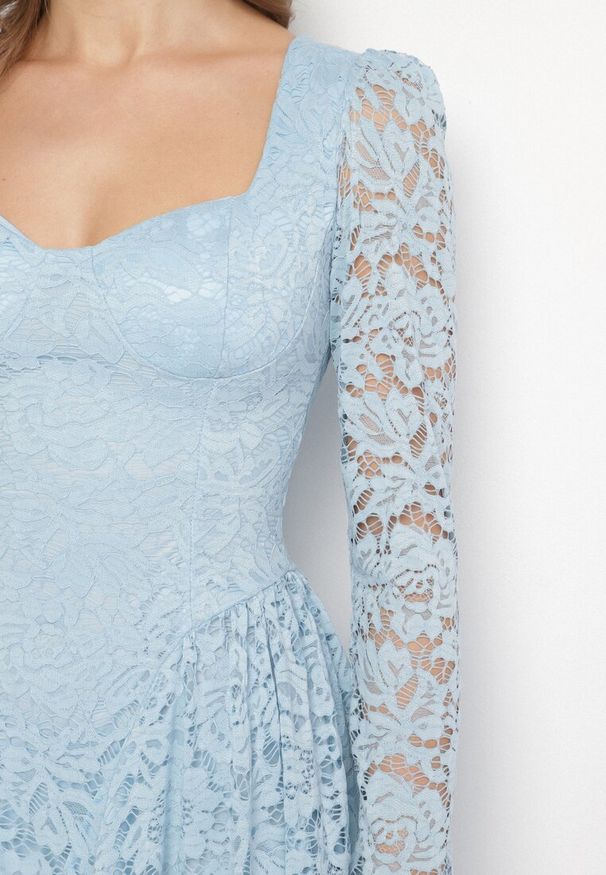 Born2be - Niebieska Sukienka Koronkowa o Rozkloszowanym Kroju Telomira. Okazja: na co dzień. Kolor: niebieski. Materiał: koronka. Długość rękawa: długi rękaw. Typ sukienki: proste, rozkloszowane. Styl: casual, klasyczny