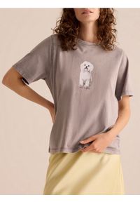 Reserved - T-shirt z nadrukiem - ciemnoszary. Kolor: szary. Materiał: dzianina, bawełna. Wzór: nadruk