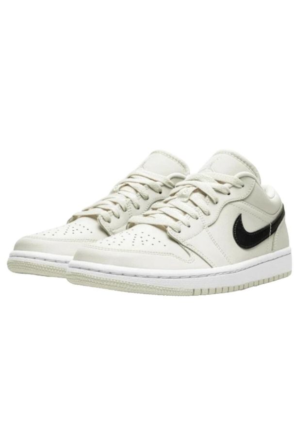 Buty do chodzenia damskie Nike Air Jordan 1 Retro. Kolor: beżowy. Materiał: skóra. Szerokość cholewki: normalna. Sport: turystyka piesza