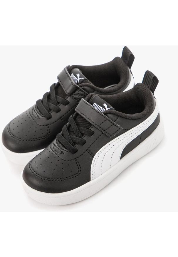 Adidasy Puma Rickie Ac Inf, Dzieci. Zapięcie: rzepy. Kolor: czarny. Materiał: materiał, syntetyk. Szerokość cholewki: normalna. Sport: turystyka piesza