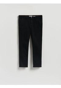 Reserved - Jeansy chino slim fit - czarny. Kolor: czarny