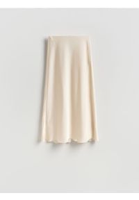 Reserved - Spódnica midi - kremowy. Kolor: kremowy. Materiał: tkanina. Wzór: gładki #1