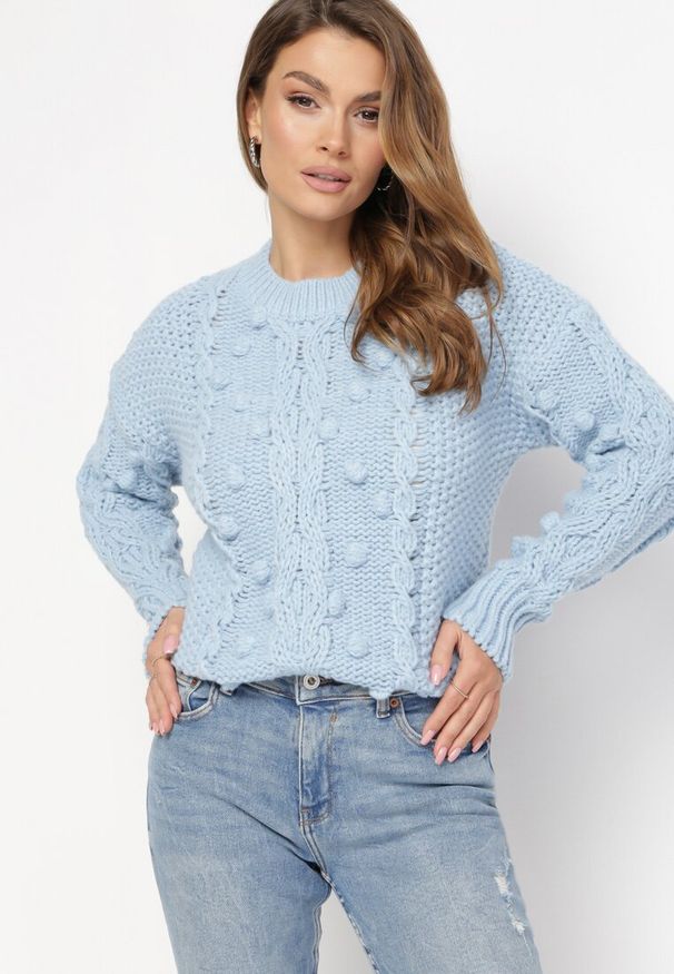 Born2be - Niebieski Sweter z Wełną i Bawełną Ozdobiony Grubym Splotem Numike. Kolor: niebieski. Materiał: bawełna, wełna. Wzór: aplikacja, ze splotem. Sezon: zima