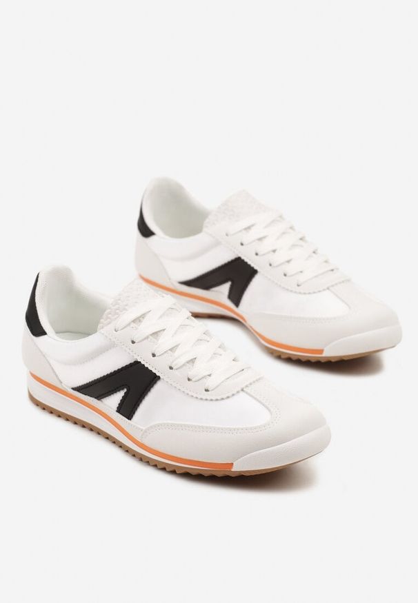 Born2be - Białe Sneakersy Ozdobione Geometrycznym Wzorem Teroti. Kolor: biały. Materiał: jeans. Wzór: aplikacja, geometria