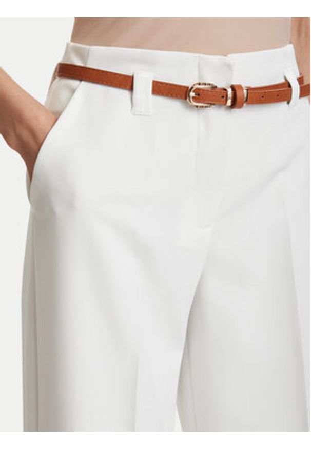 ACCESS FASHION Spodnie materiałowe 63-5021-135 Biały Regular Fit. Kolor: biały. Materiał: syntetyk