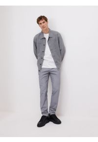 Reserved - Spodnie chino slim fit - ciemnoszary. Kolor: szary. Materiał: bawełna