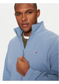 Tommy Jeans Kurtka przejściowa Essential DM0DM20655 Niebieski Regular Fit. Kolor: niebieski. Materiał: syntetyk