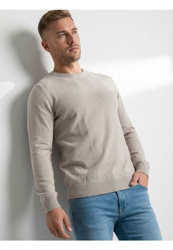 Sinsay - Bawełniany sweter basic - kremowy. Kolor: kremowy. Materiał: bawełna