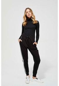MOODO - Spodnie dresowe z lampasami. Materiał: dresówka. Wzór: gładki, paski #1