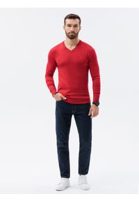 Ombre Clothing - Sweter męski z haftem E191 - czerwony - XXL. Kolor: czerwony. Materiał: dzianina, nylon, materiał, wiskoza. Wzór: haft. Styl: elegancki, klasyczny